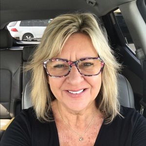 Meet your Posher, Cindy